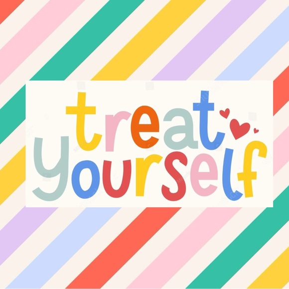 Lots of Newly Listed Items-New & Gently Used-Closet Staples-Luxury 2 Vintage - Picture 2 of 9